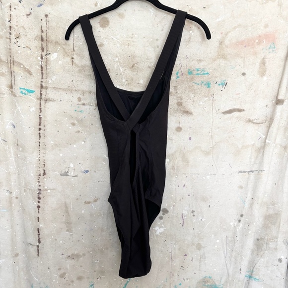 Andie Swim the Tulum Ribbed One Piece in Black - Picture 5 of 5